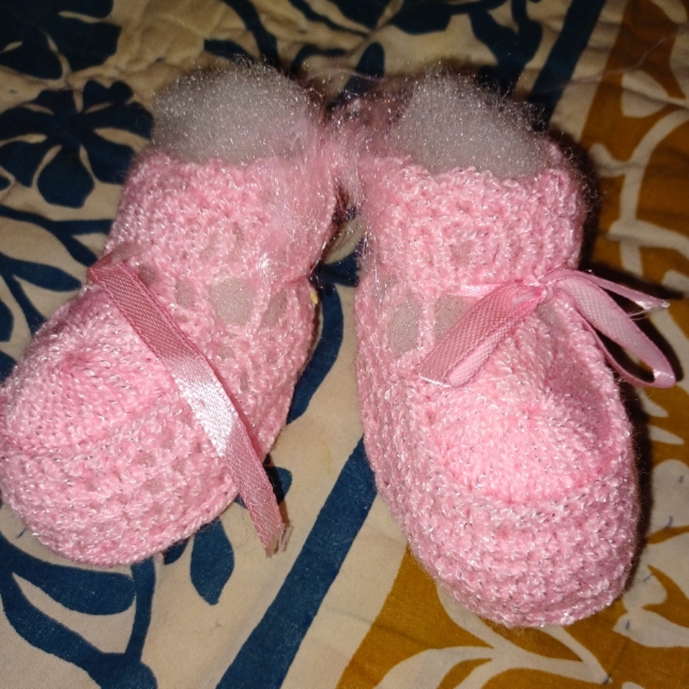 Crochet baby booties